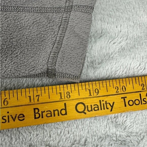 Patagonia Men's Micro D Fleece Pullover Grey Half Zip Sweater Size Medium - Picture 7 of 16